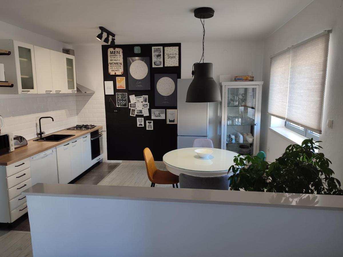 Apartment Luka Tučepi Exteriör bild